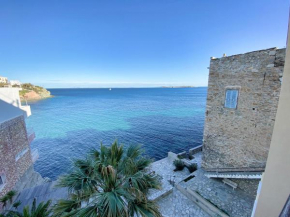 Waterfront Historic homm in Ermoupolis Syros